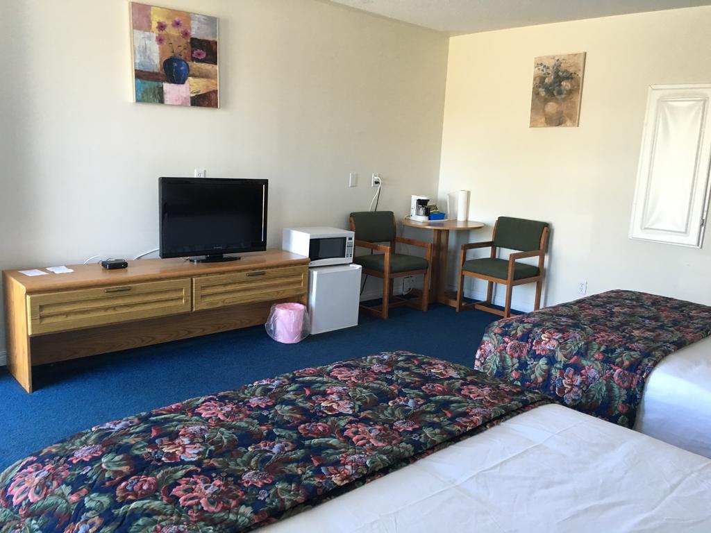Airport Inn Fredericton Eksteriør bilde