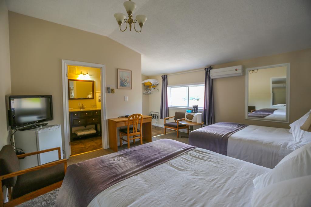Airport Inn Fredericton Eksteriør bilde